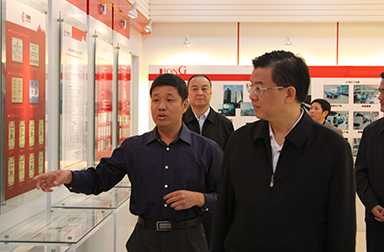 福建省委常委、省紀(jì)委書記倪岳峰調(diào)研虹潤公司